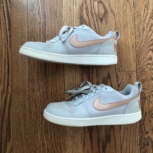 Nike Rose Gold Sneaker